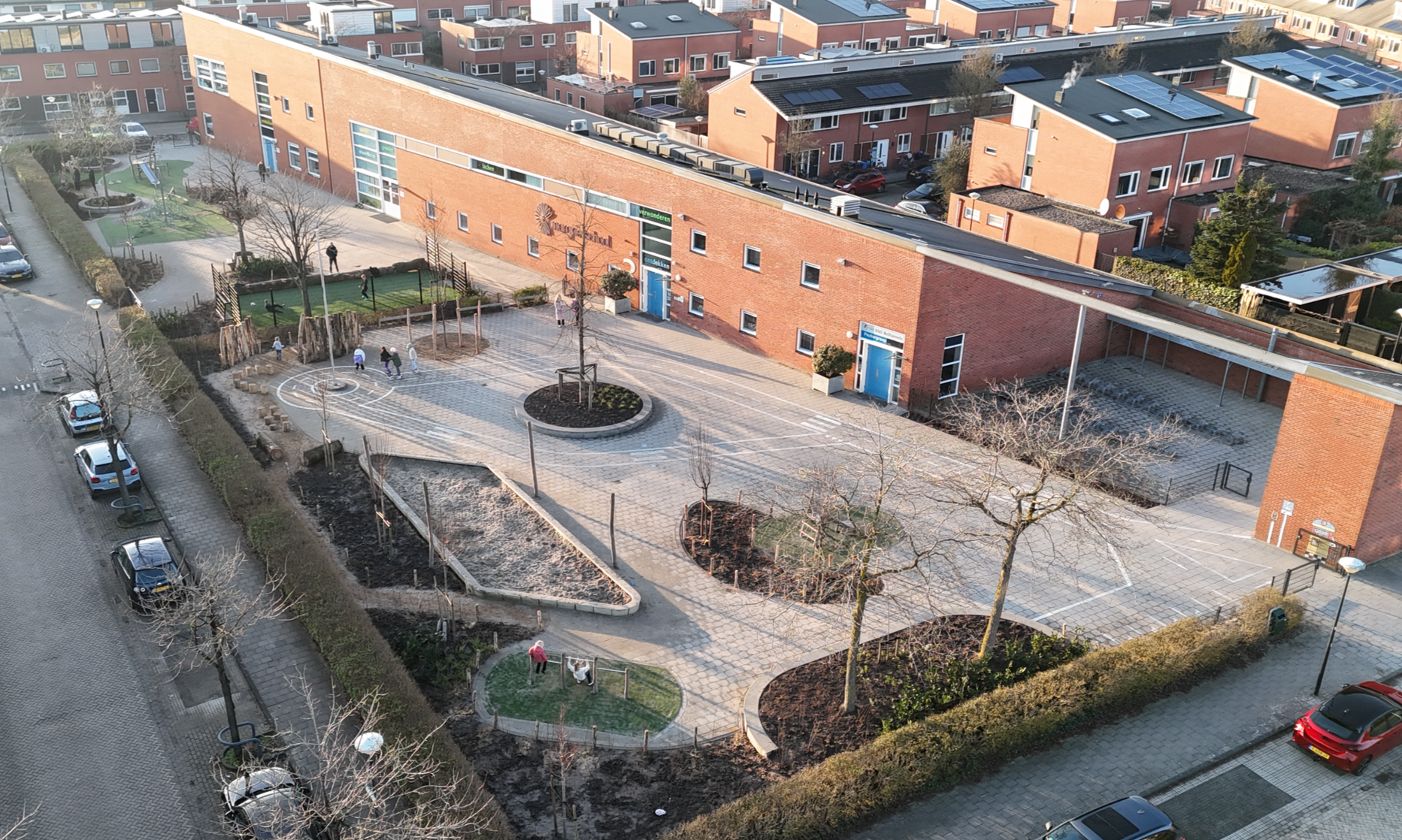 Margrietschool Alpenstraat schoolplein